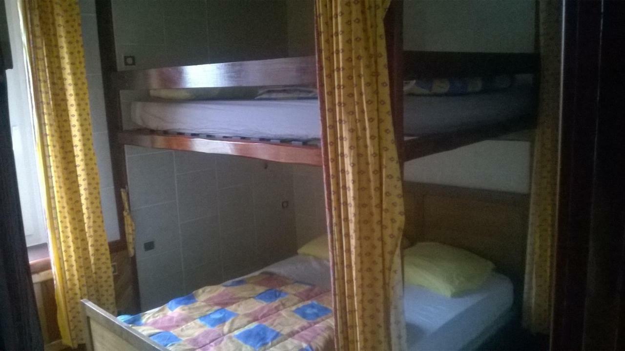 Gite De Sansais Villa Ngoại thất bức ảnh